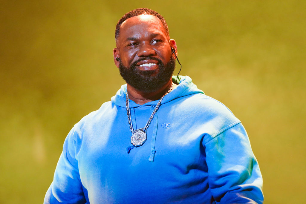 NEW ORLEANS, LOUISIANA - JULY 03: Raekwon of Wu-Tang Clan performs with The Roots during the 2022 Essence Festival of Culture at the Louisiana Superdome on July 03, 2022 in New Orleans, Louisiana. 