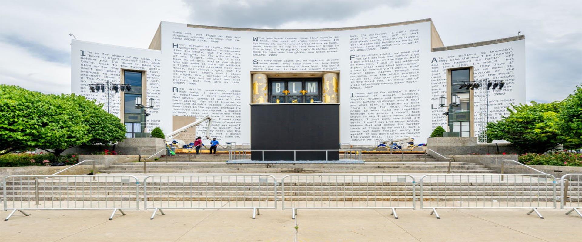 NEW YORK, NEW YORK - JULY 10: A view of the Central Library Building of the Brooklyn Public Library in Grand Army Plaza as it's being covered with lyrics by artist Jay-Z in celebration of 50 years of Hip-Hop on July 10, 2023 in New York City. The arch was completed in 1892 by architect John H. Duncan. 