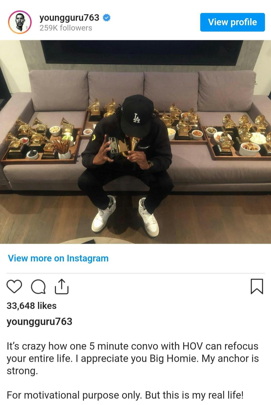 forråde Uartig milits Jay-Z Flexes in a Picture With Dozens of His Grammys