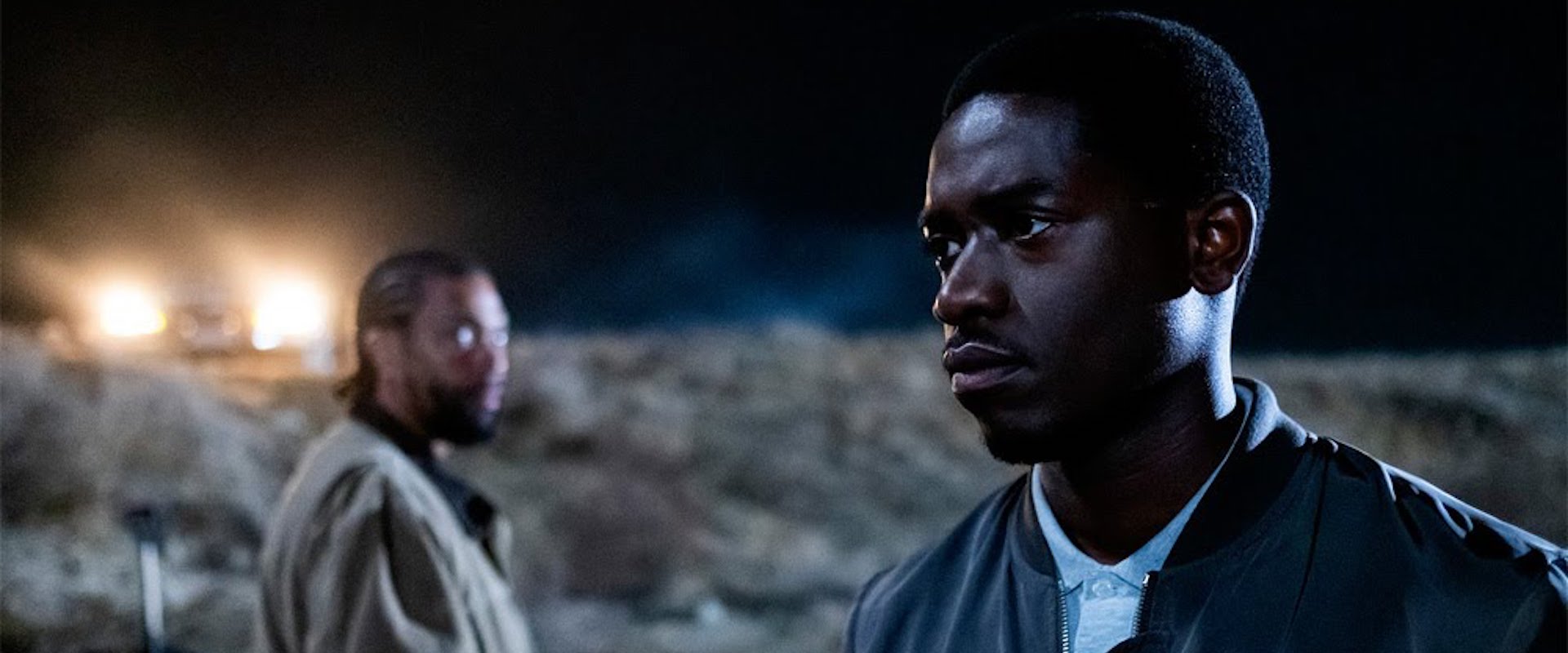 (L-R) Deray Davis and Damson Idris in SNOWFALL Season 5, Episode 1 "Comets"
