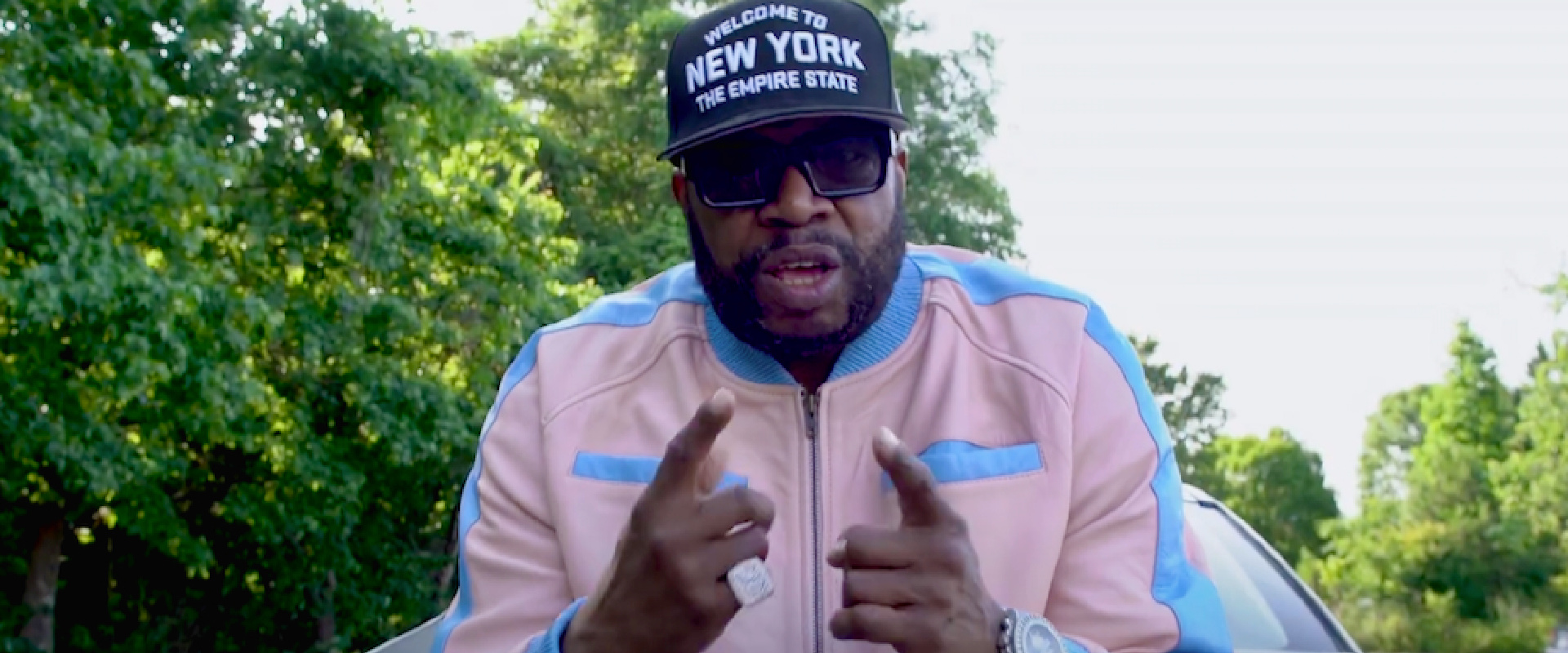 Diamond D and Posdnuos Team Up for 'Flying High' Video