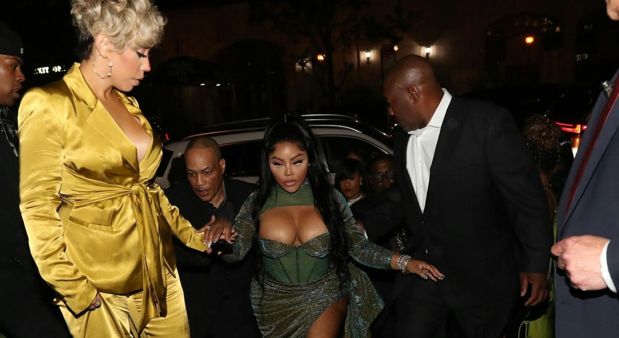 Alyi V and Lil' Kim arrive to the CJ Wallace & Lexus Celebrate Hip-Hop and Honor the Life of Christopher Wallace (a.k.a The Notorious B.I.G) at the Lil' Kim Tribute Gala at Gustavino's on May 20, 2022 in New York City. (Photo by Johnny Nunez/Getty Images for Lexus)