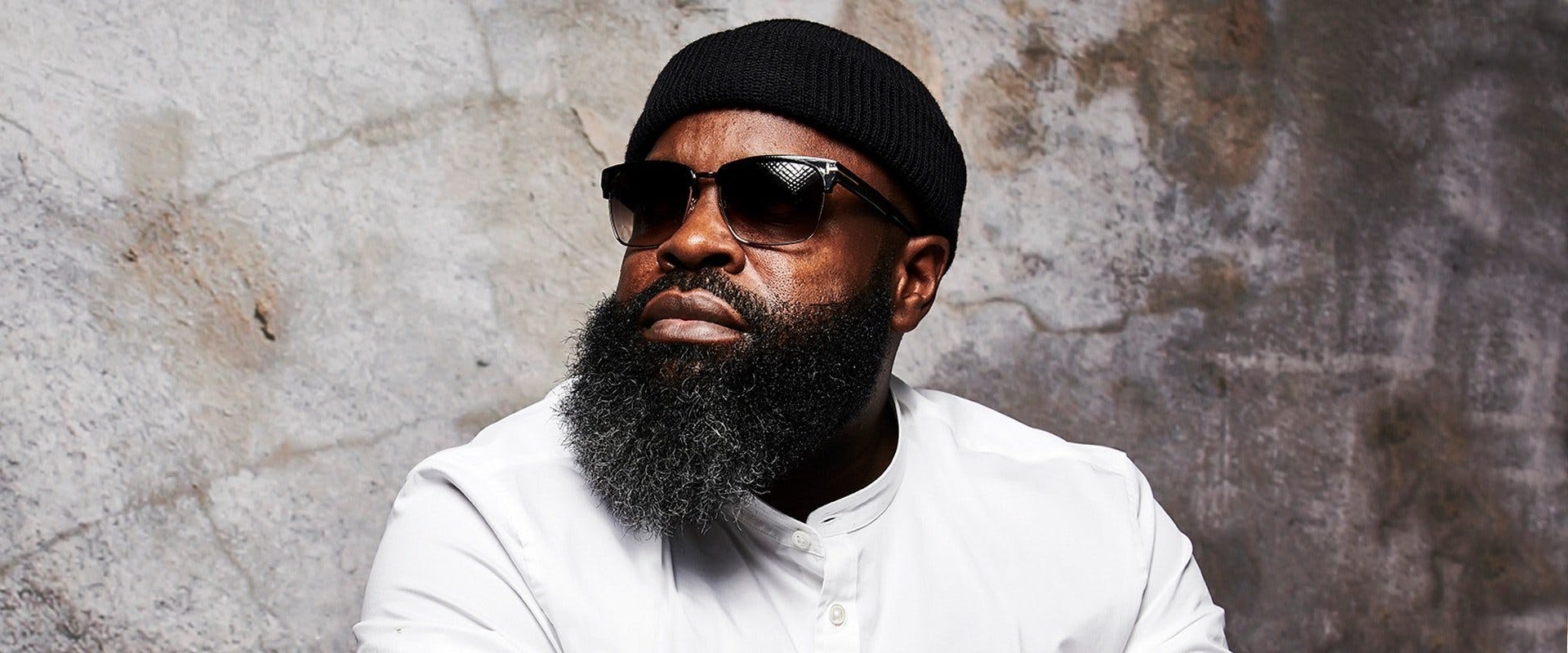 Black Thought Mesmerizes On Jimmy Fallon With A Fast Rap