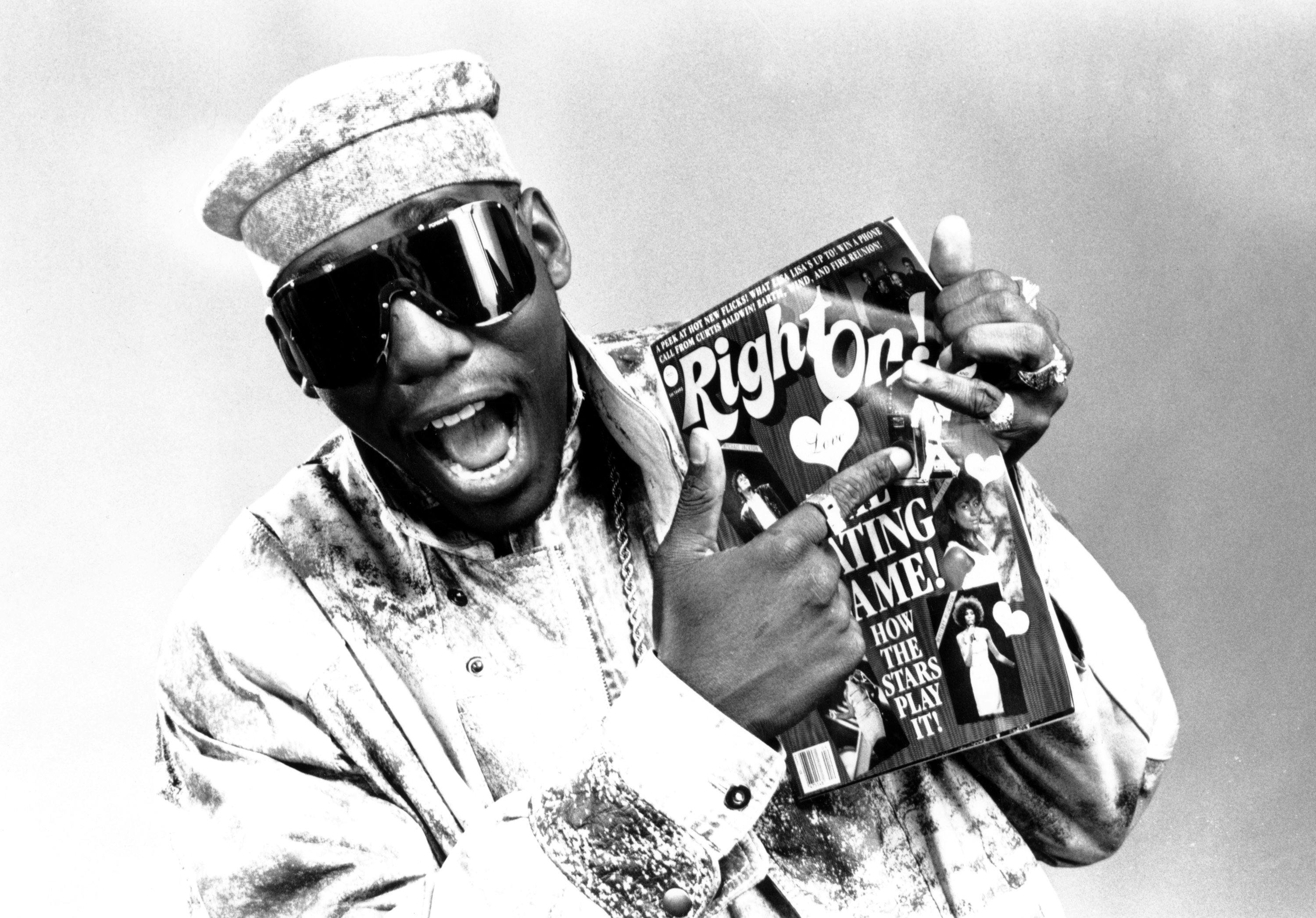 Kool Moe Dee poses with a copy of 'Right On' Magazine. The publication was first published in 1971.