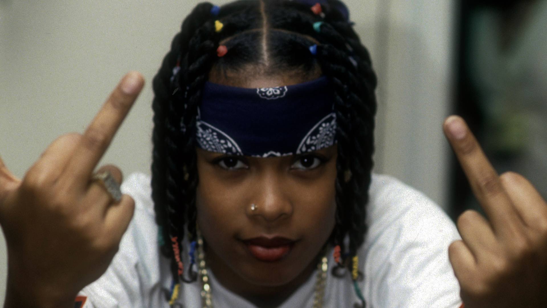 Rapper Da Brat gives the Middle Finger Obscene Gesture when she appears in a portrait taken backstage when she performs at The Manhattan Center on July 10, 1994 in New York City.