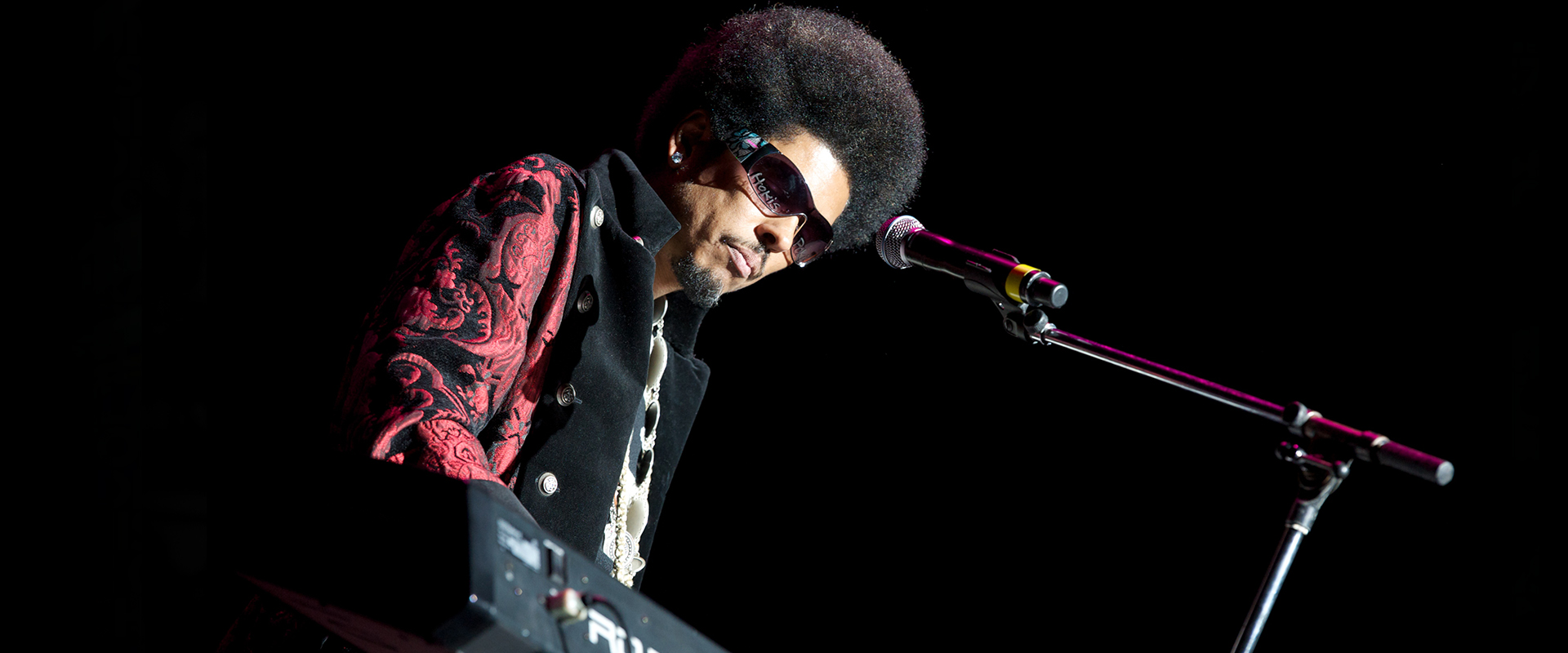 Shock G of the alternative rap group Digital Underground from Oakland California performs at Krush Groove 2011 sponsored by radio station 93.5 KDAY At The Gibson Amphitheatre on April 29, 2011 in Los Angeles, California. (Photo by Earl Gibson III/Getty Images)
