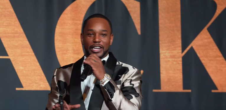 Cam'ron accepts award at the second annual Black Independence Awards in Harlem