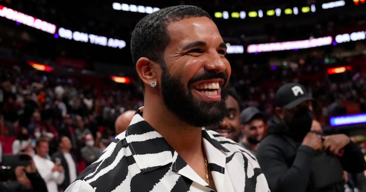 Drake Bets $700,000 on Kansas City Chiefs to Win Super Bowl