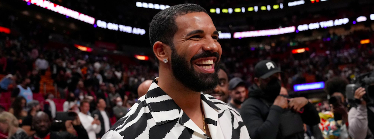 Drake betting $700K on Chiefs to win Super Bowl 2023