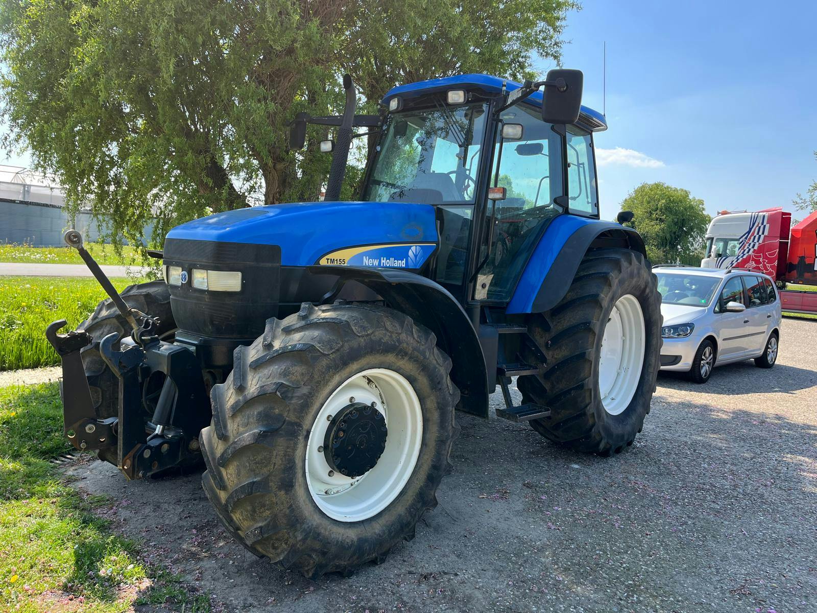 New Holland TM155