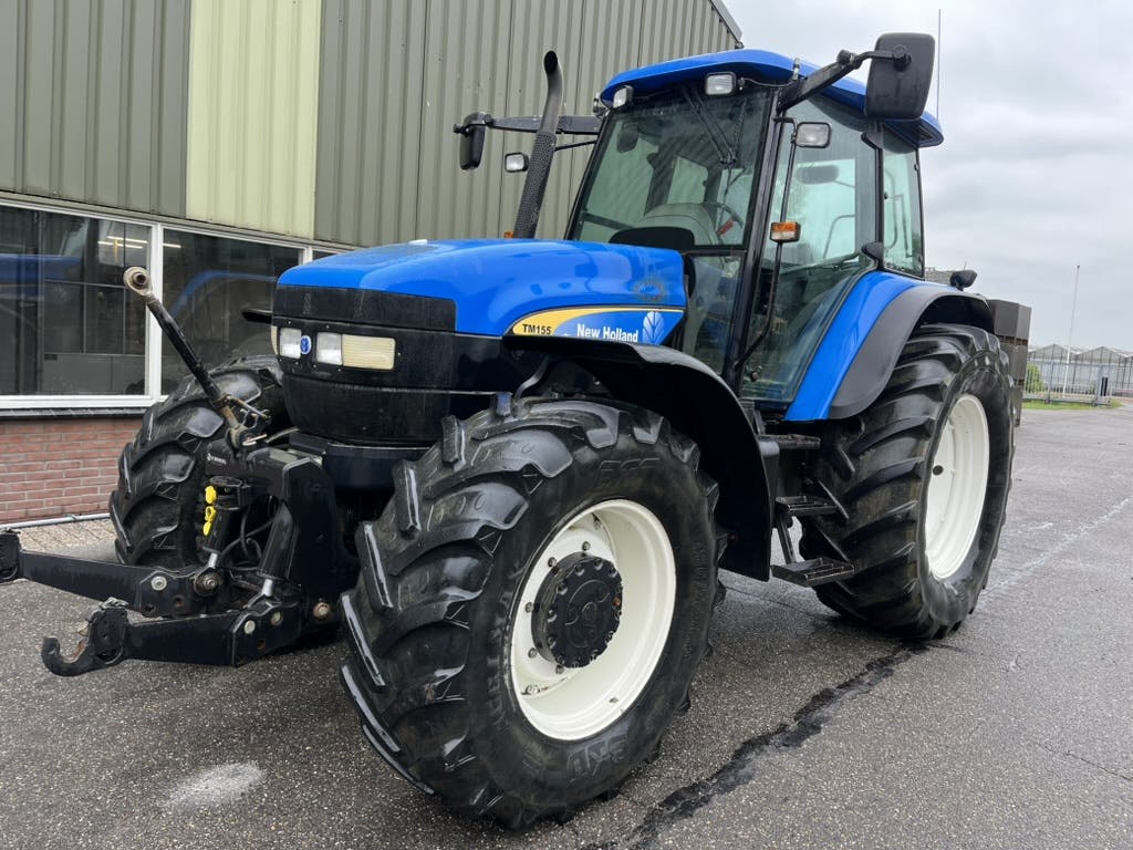 New Holland TM155