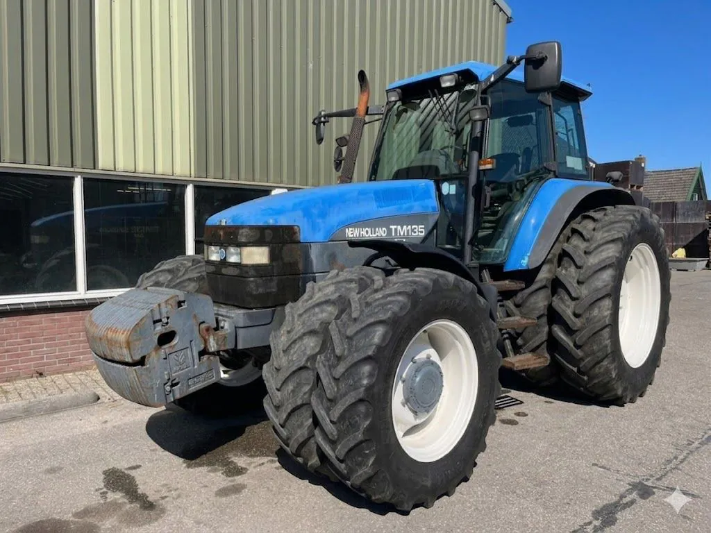 new holland tm135