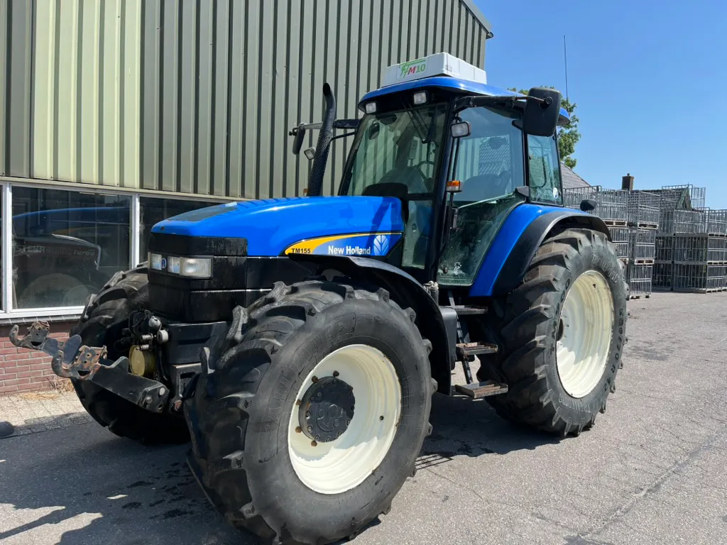New Holland TM155