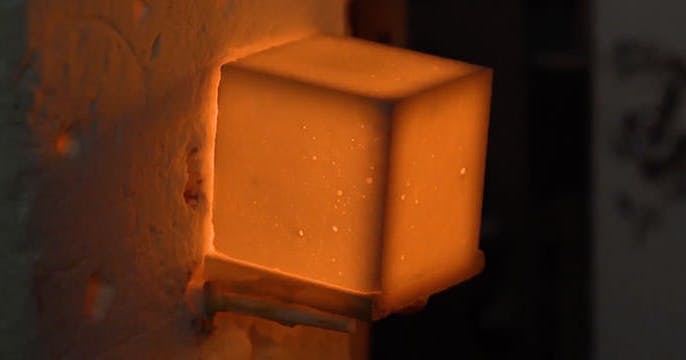 NBC: These bricks can hold as much energy as a Tesla