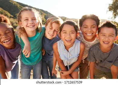 Group of kids smiling together