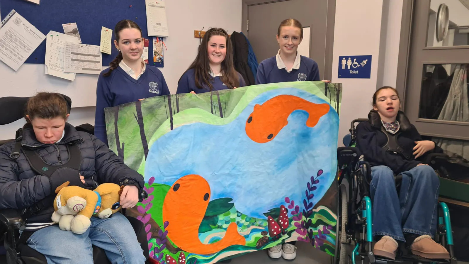We were delighted to receive a beautiful piece of artwork for our school library from Transition Year students in St. Paul’s, Oughterard. Some of our Rainbow’s End students were proud to accept the piece on behalf of the school - a wonderful example of creativity, generosity and community connection.