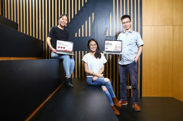 圖由左至右分別為 Rosetta AI 共同創辦人暨營運長李宜庭、商務運營總監蔡孟臻、共同創辦人暨執行長黃子豪