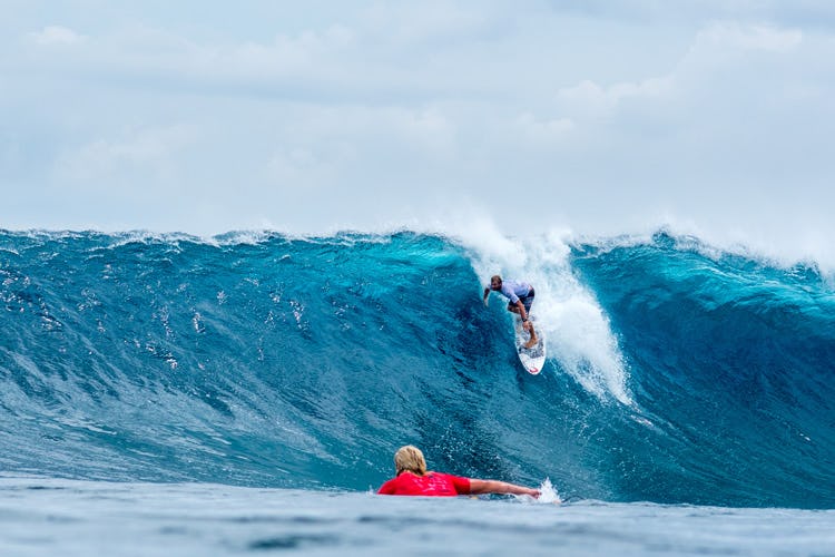 Guy dropping in to Cloud 9 in the Philippines.