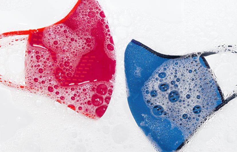 The Mask 1.0 in Pink and The Mask 1.0 in Blue shown in soapy water.