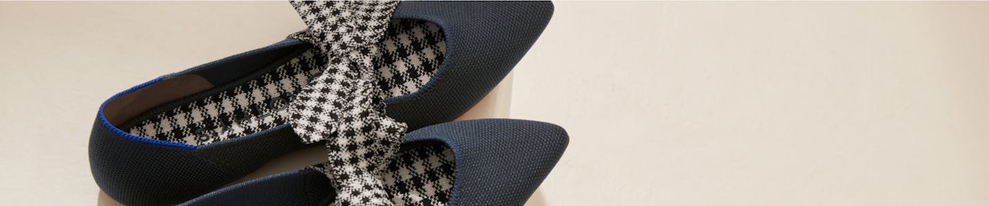 The Mary Jane in Ink Gingham shown from the top view.