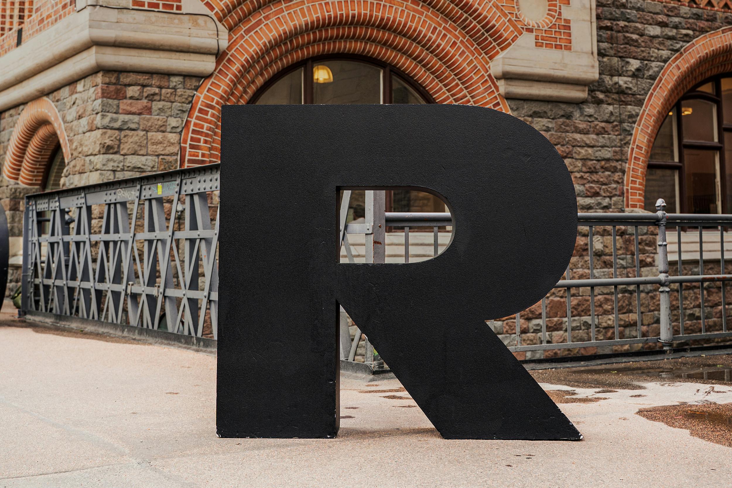 Stort R från roy logotypen