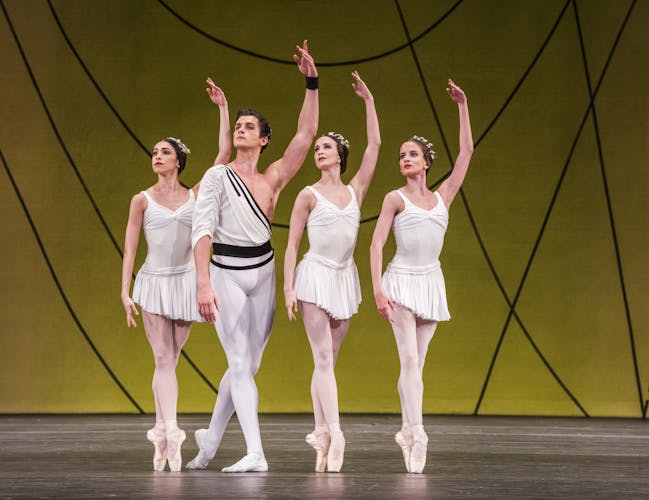 Dancers of The Royal Ballet in Symphonic Variations