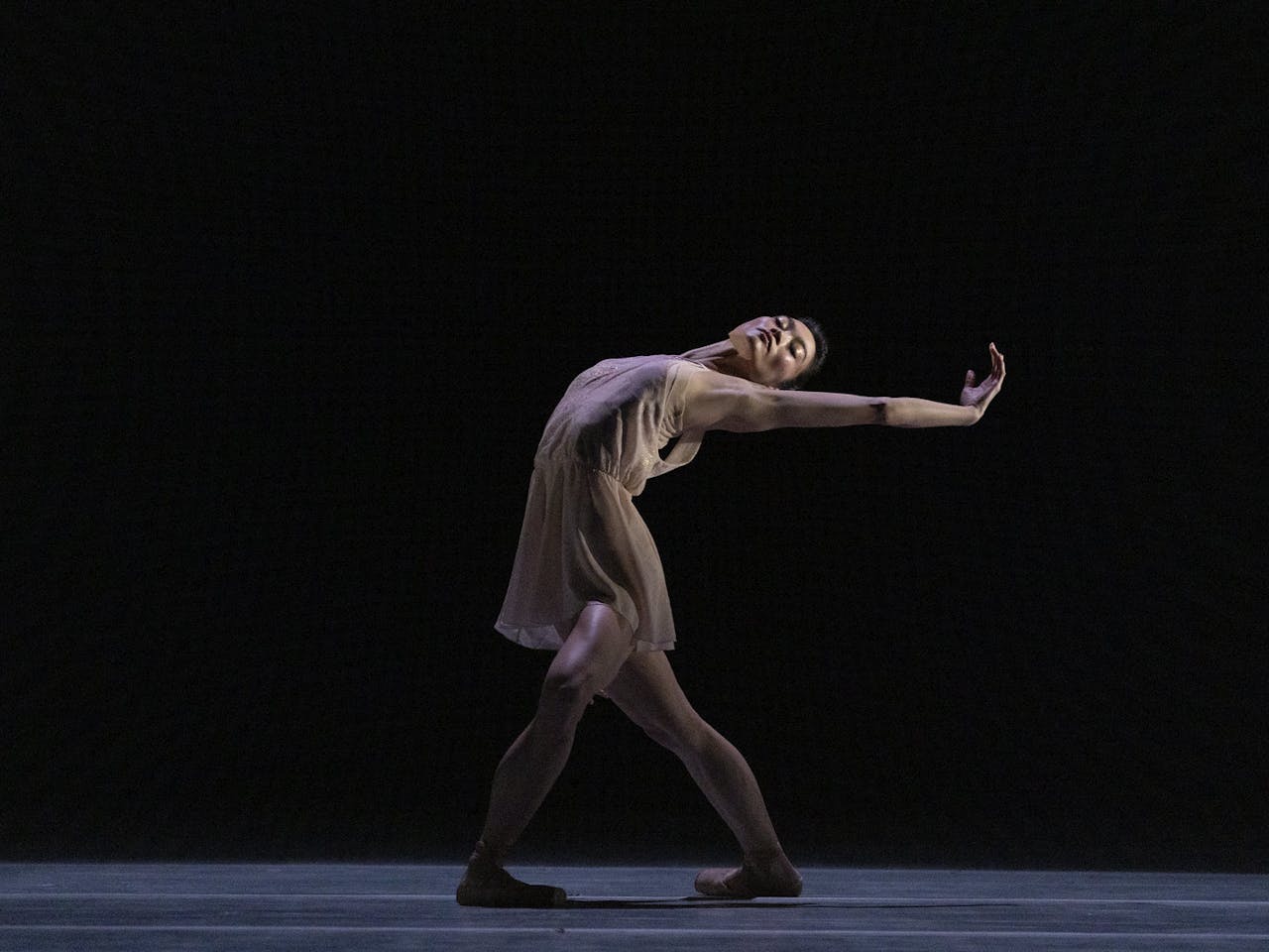 Fumi Kaneko in The Weathering, The Royal Ballet ©2022 ROH. Photograph by Andrej Uspenski
