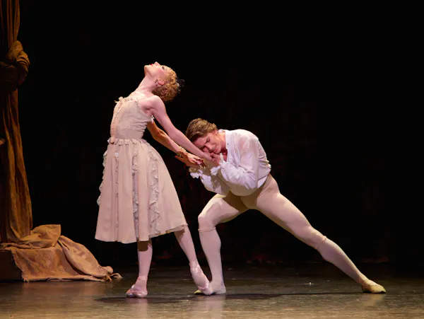 Manon (2018)