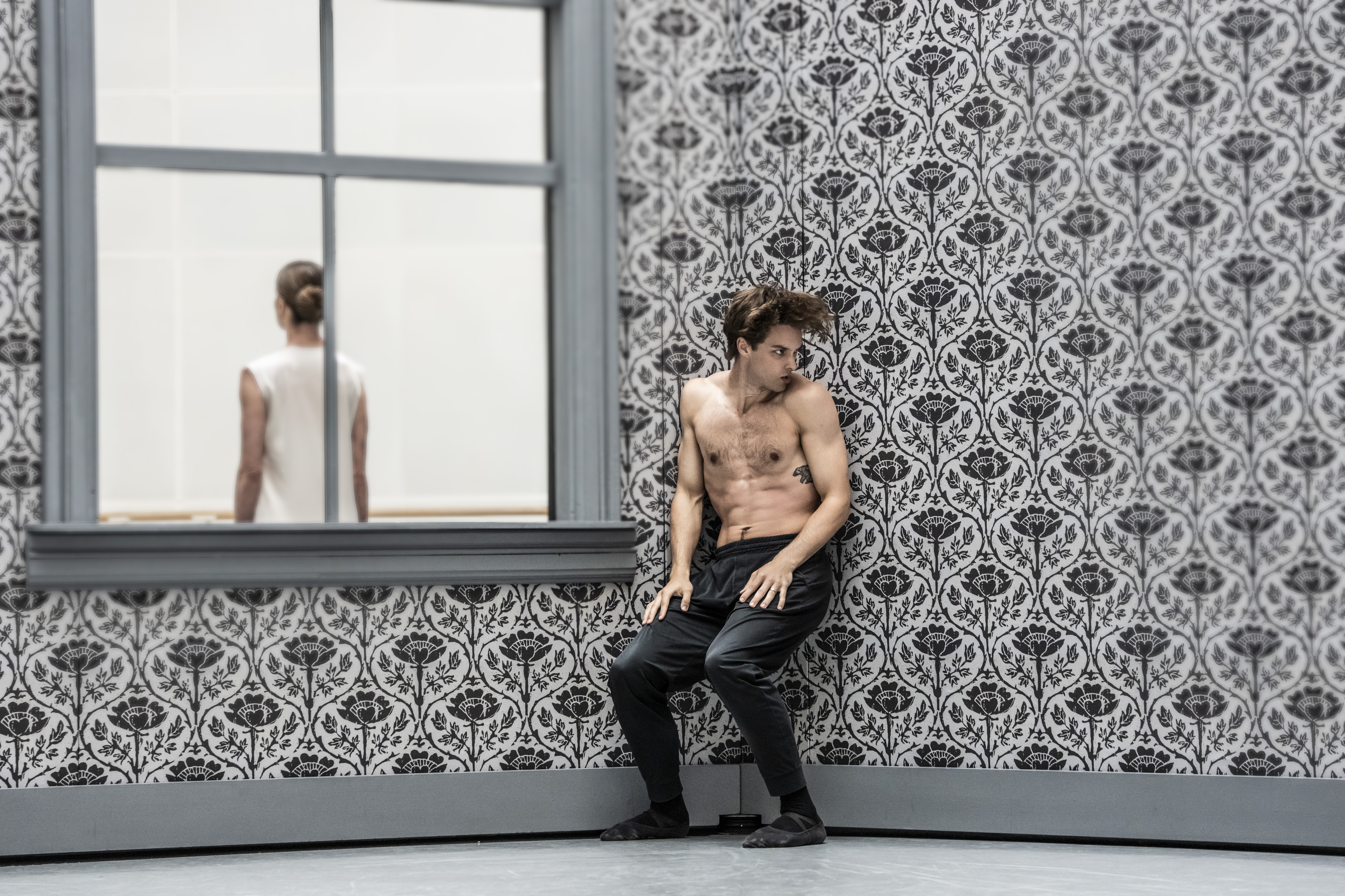 Lukas B. Brændsrød in rehearsal for León and Lightfoot’s Shoot the moon (4 of 6)