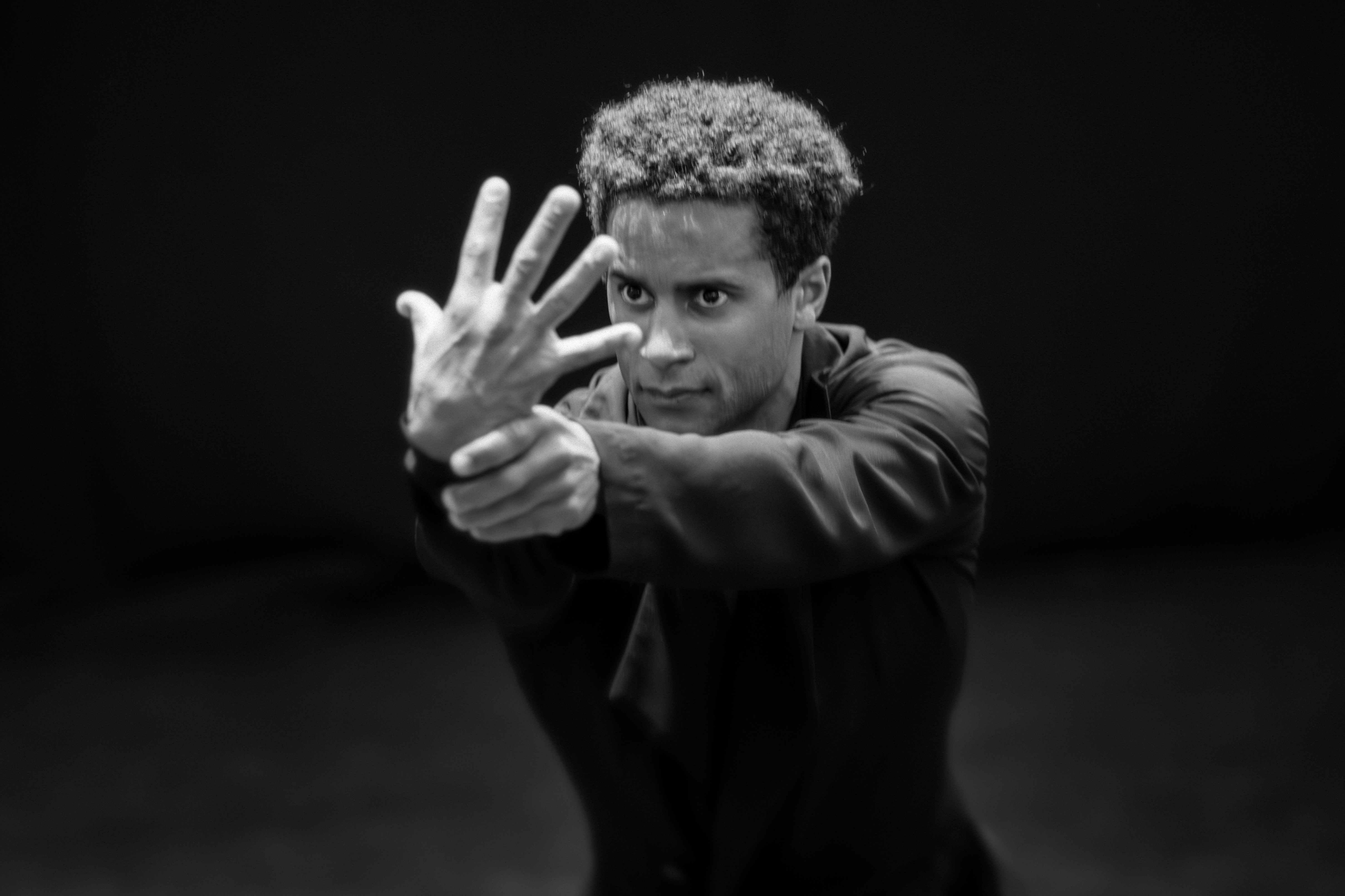 Marcelino Sambé in rehearsal for León and Lightfoot’s Salle de danse (5 of 6)