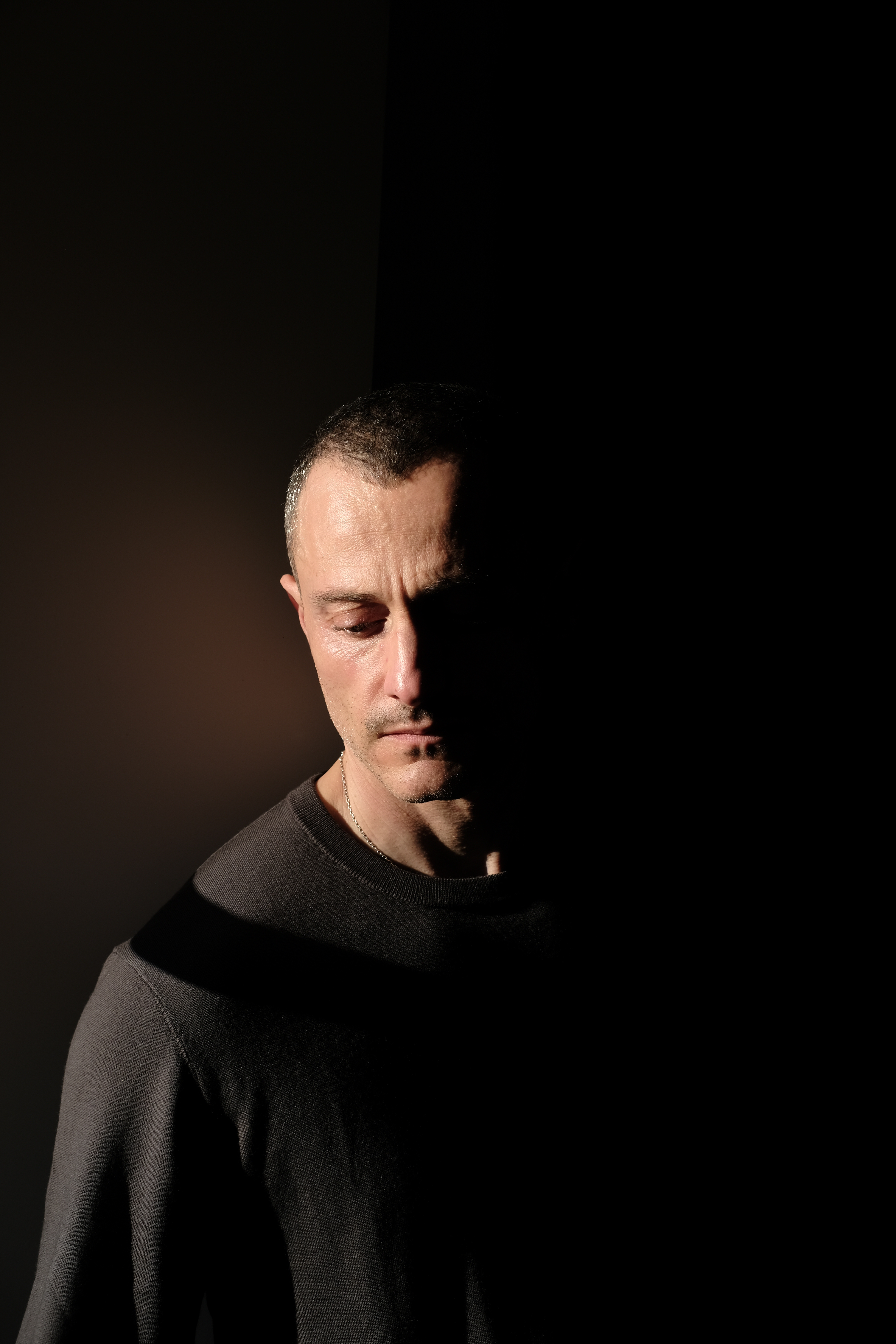 Jean-Baptiste Del Amo – HAND TO MOUTH TO (5 of 6)