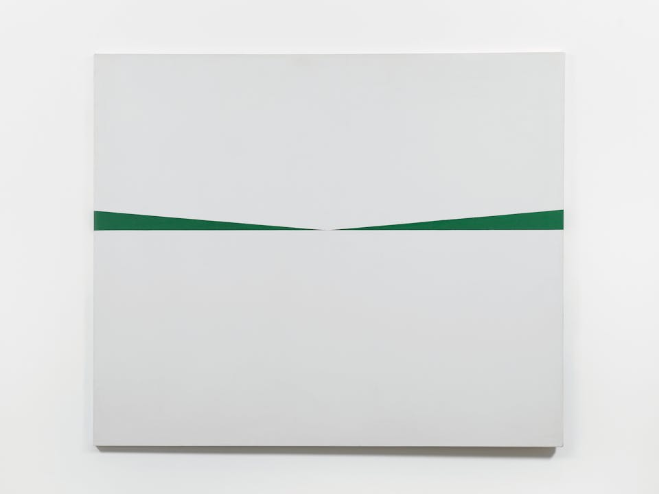 © Carmen Herrera; Courtesy Lisson Gallery. Photography by Ken Adlard.
Carmen Herrera
Blanco y Verde, 1962
Acrylic on Canvas
152.4 x 182.9 cm
60 x 72 in
(HERR620001)