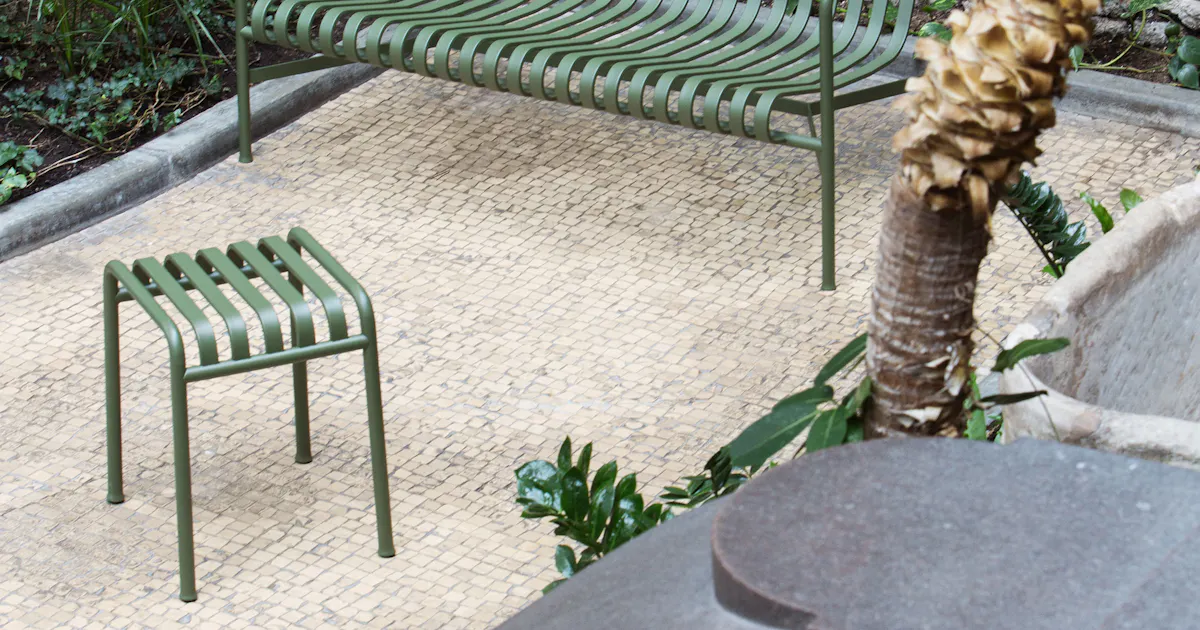 Bänkar utomhus - högkvalitativa utebänkar | Royal Design