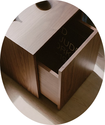 Sidebord & Avlastningsbord