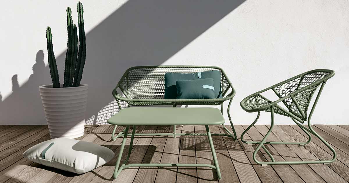 1900 Stol, Cedar Green Fermob @ RoyalDesign.no 1900 Stol, Cedar Green Fermob @ RoyalDesign.no