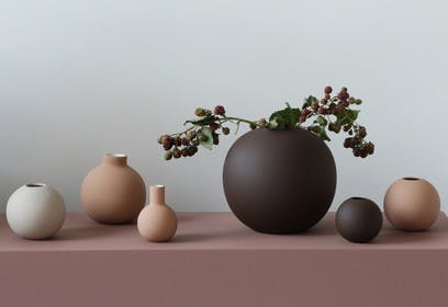 10cm Cooee Design Vase Ball Grey
