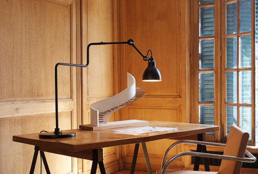 La Lampe Gras franske designlamper | Royaldesign.no N°302 Taklampe L, Svart La Lampe Gras @ RoyalDesign.no