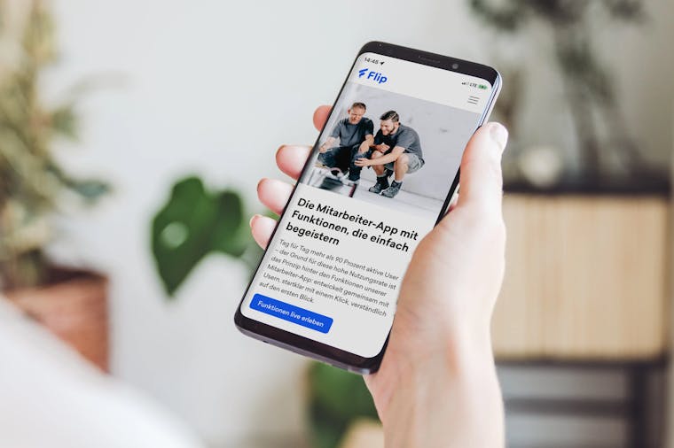 Mobile Ansicht der Headless Flip Website Digitalagentur