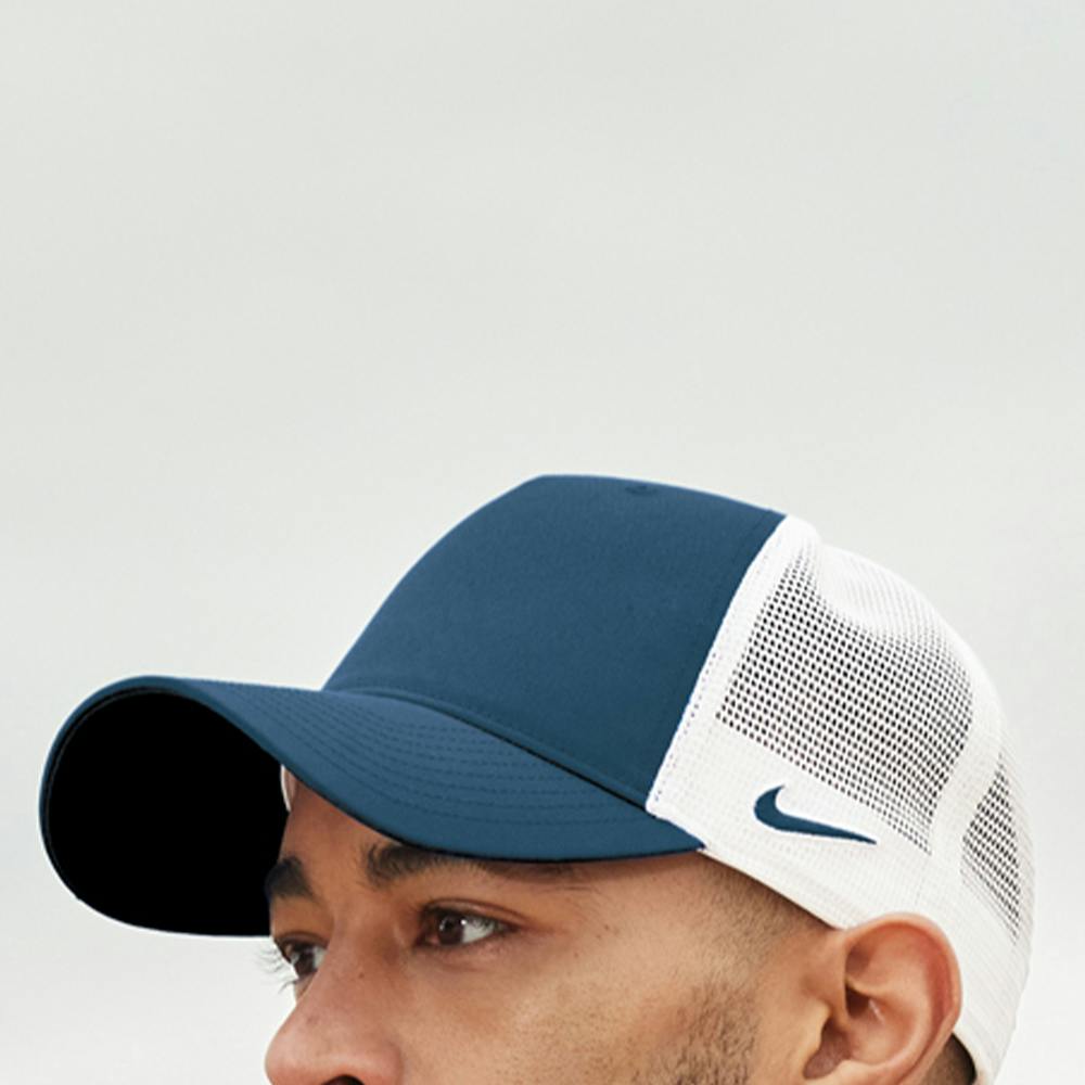 Nike Snapback Mesh Trucker Cap - additional Image 3