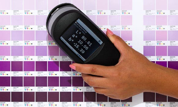 Pantone gadget that reads colors.