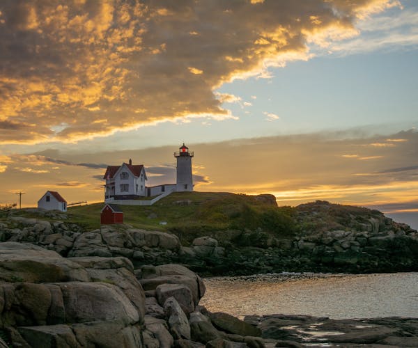Main Lighthouse & Ocean Seaside Views