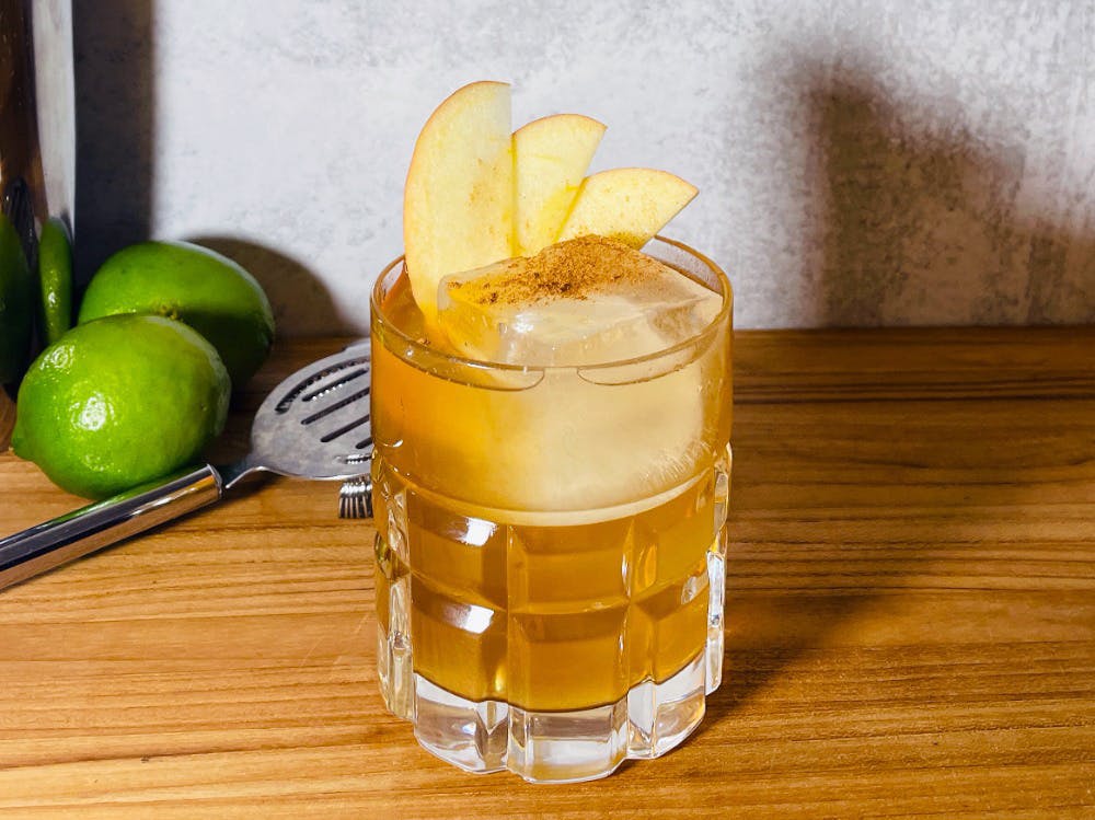 apple chamomile smash