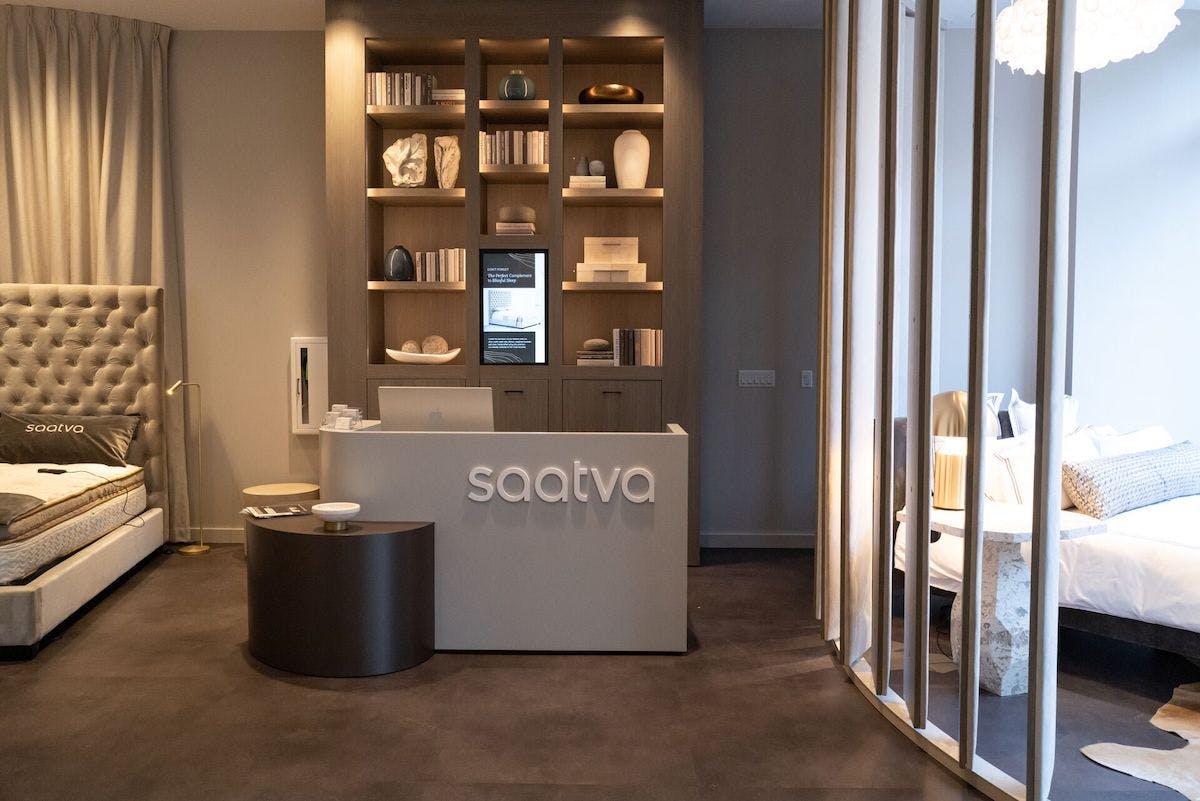 saatva viewing room in back bay, boston