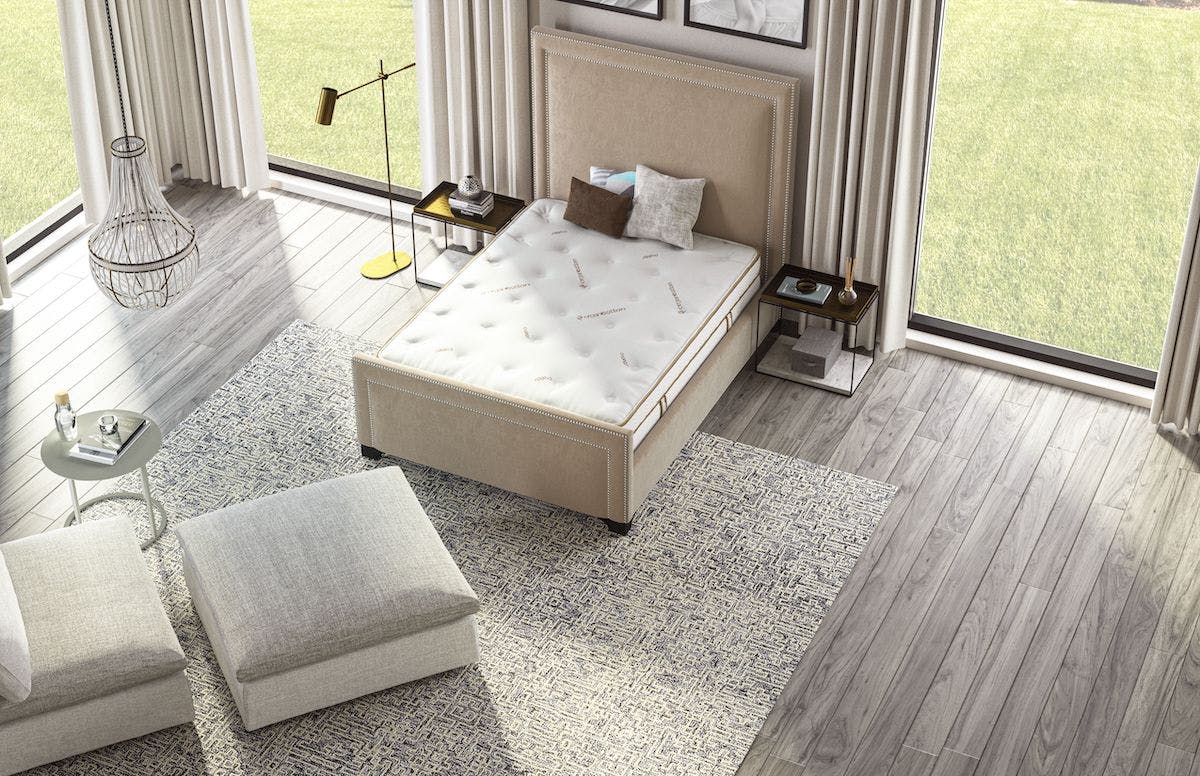 Saatva latex hybrid mattress