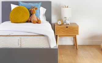 image of saatva youth mattress