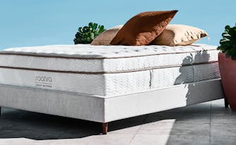 image of saatva classic mattress, reviewed by architectural digest
