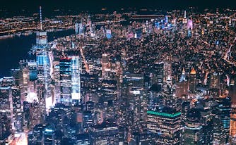 saatva on crain's new york fast 50 list - image of new york city