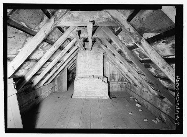 servant sleeping quarters in 1700s