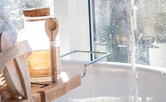 benefits of epsom salt before sleep - image of epsom salt bath