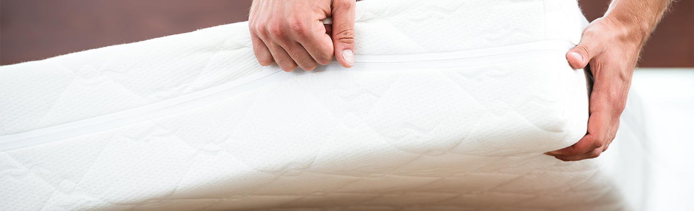 saatva waterproof mattress protector